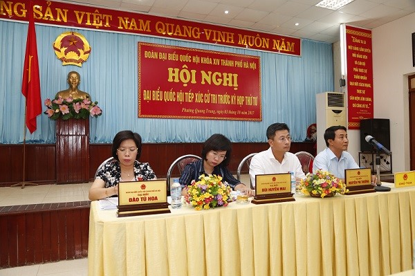 ĐBQH TXCT trước kỳ họp thứ 4 tại Thanh Xuân và Hà Đông 